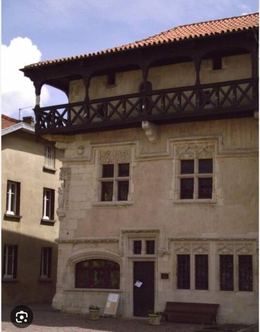 Appartement 90 M2 Vic-sur-Seille Exteriér fotografie